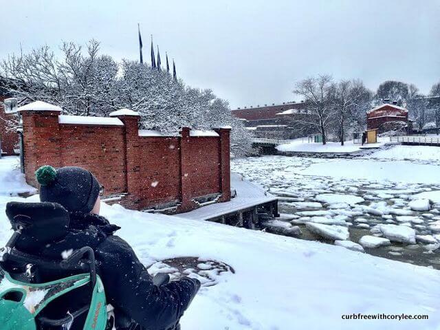 Accessible Winter Fun at Suomenlinna Sea Fortress in Helsinki