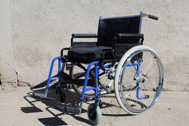 Should You Take Your Own Wheelchair On Vacation?