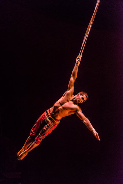 Photo: Martin Girard / shootstudio.ca Costumes: Philippe Guillotel © 2014 Cirque du Soleil