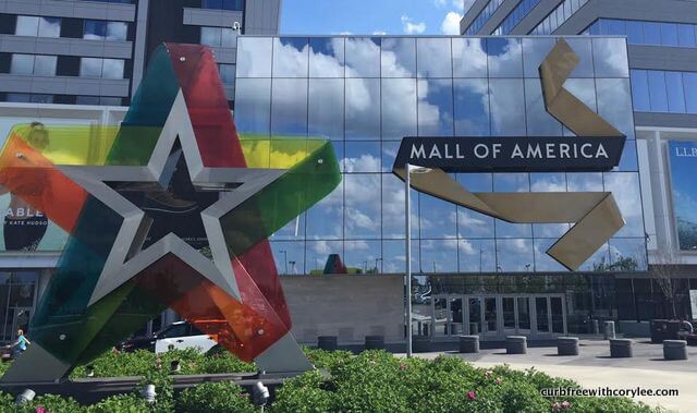 A Wheelchair Accessible Guide to the Mall of America