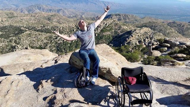 Wheelie Inspiring Interview: This Paralyzed Veteran Has Traveled to 37 Countries