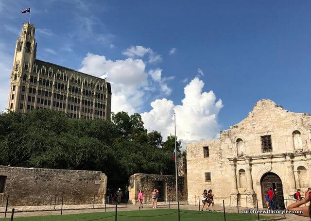 the emily morgan hotel reviews