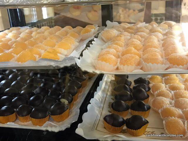 yemas de Santa Teresa, what to do in Toledo Spain for a day