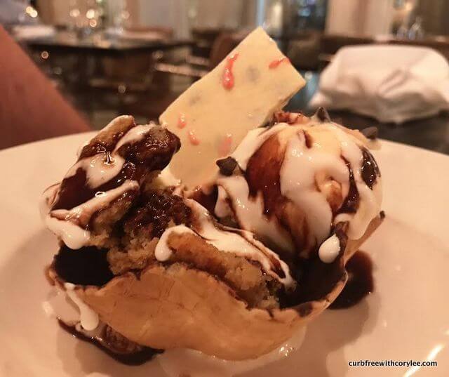  best hotels in Atlanta, where to stay in atlanta, historic hotels atlanta, georgian terrace hotel, review, livingston restaurant