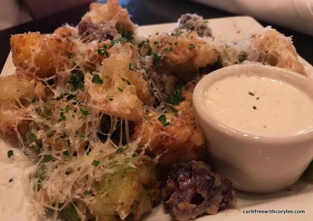  best hotels in Atlanta, where to stay in atlanta, historic hotels atlanta, georgian terrace hotel, review, livingston restaurant