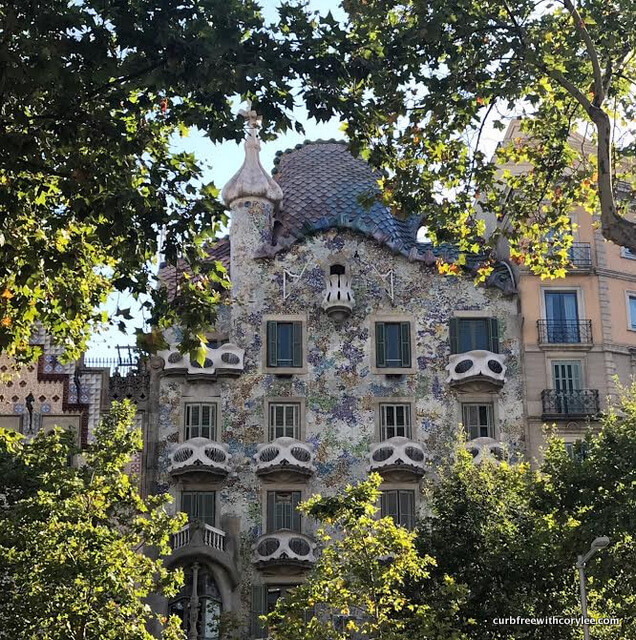 Barcelona wheelchair access guide, things to do in barcelona, barcelona tourist information, wheelchair accessible barcelona, barcelona travel guide