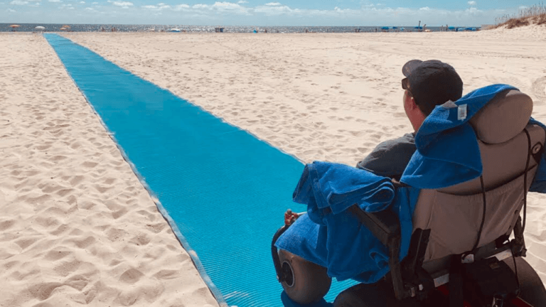 #CurbFreeFromHome in Gulf Shores and Orange Beach, Alabama: What You Need to Know to Visit as a Wheelchair User
