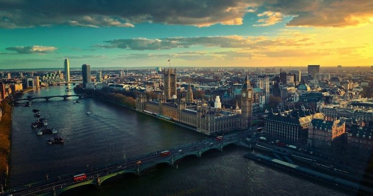 4 Things to Consider When Planning Your Wheelchair Accessible Trip to The UK