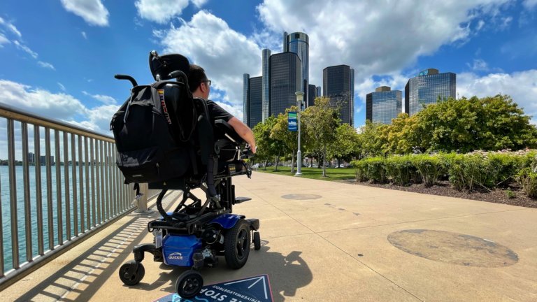 11 Wheelchair Accessible Detroit, Michigan Attractions You Need to Visit (and Where to Stay)